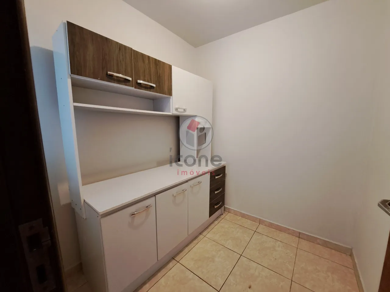 Apartamento sem mobília com 3 quartos e 3 banheiros — photo 12