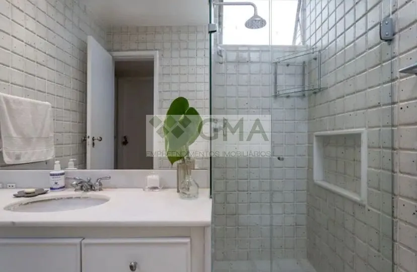 Apartamento mobiliado com 2 quartos e 3 banheiros — photo 6