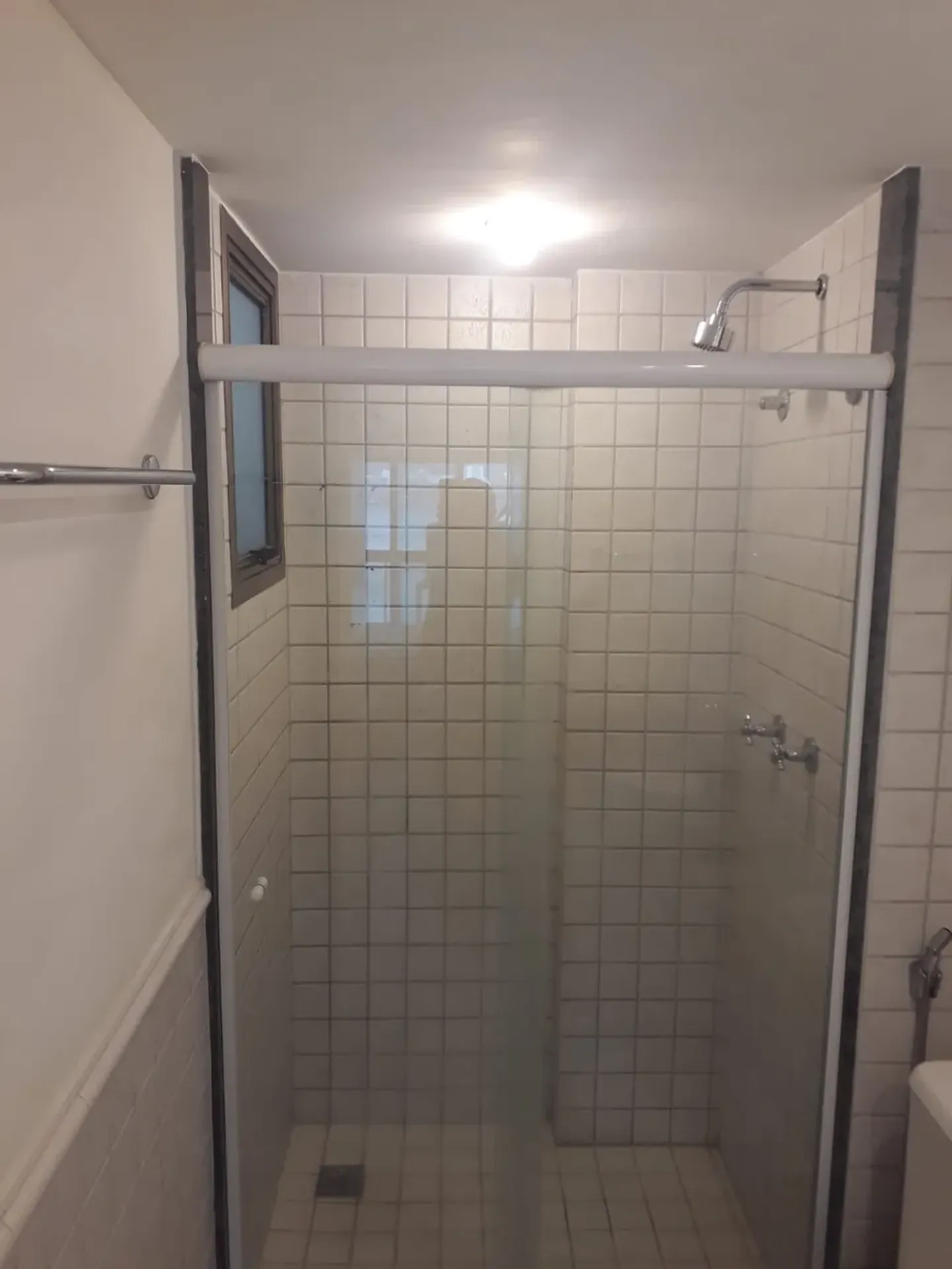 One-bedroom apartment with a water view — photo 18