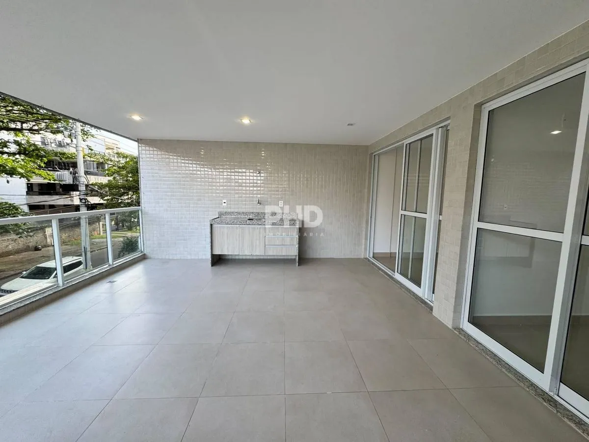 Apartment on the 1st floor with a grill on the balcony — photo 15