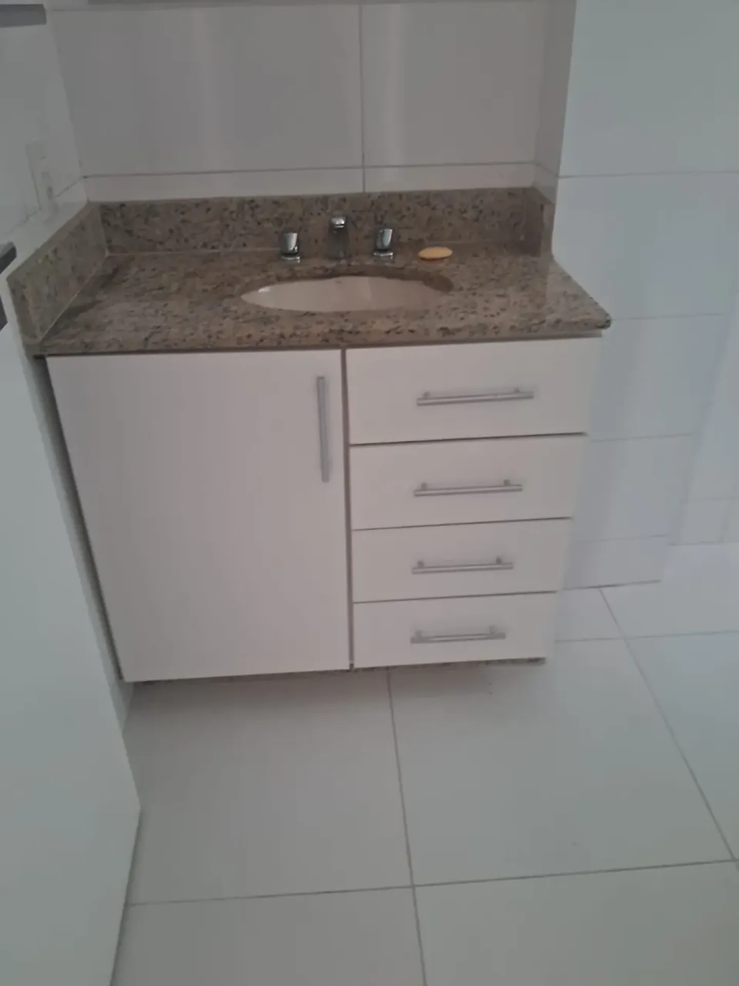 2-bedroom apartment with wood or laminate floors — photo 14