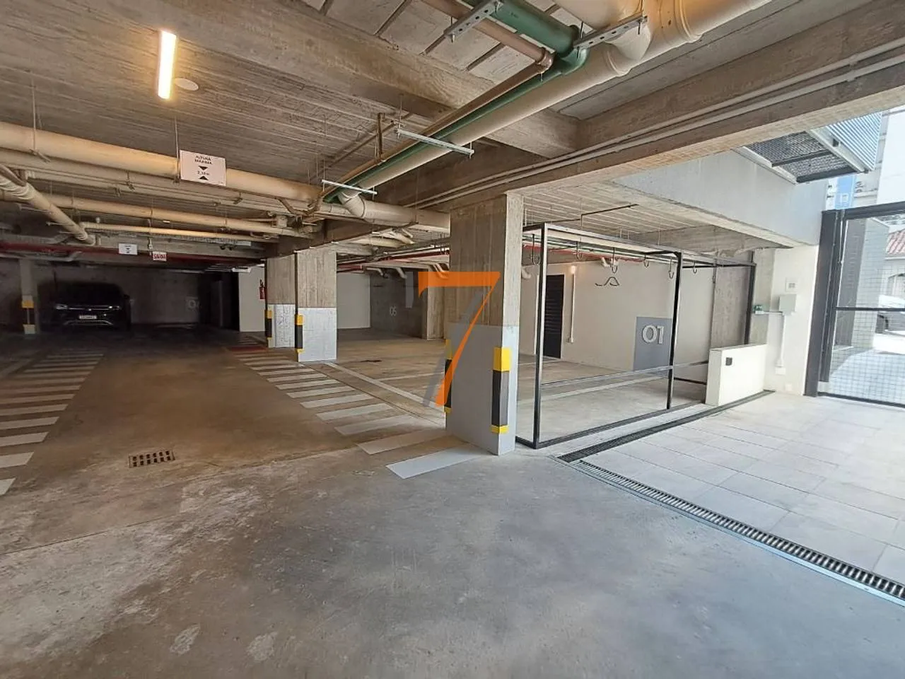 Furnished studio with 1 bedroom and 30 m² — photo 23