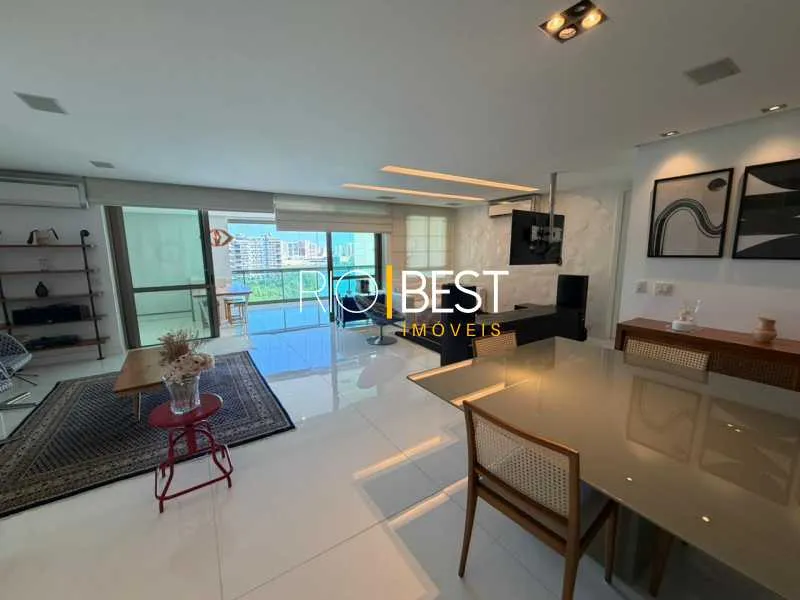 Apartment with 4 rooms and 3 modern suites — photo 3