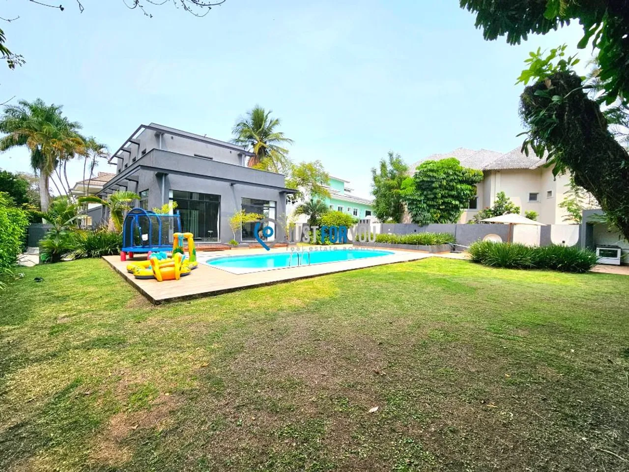 House with 5 bedrooms and a gas stove, 580 m² — photo 8