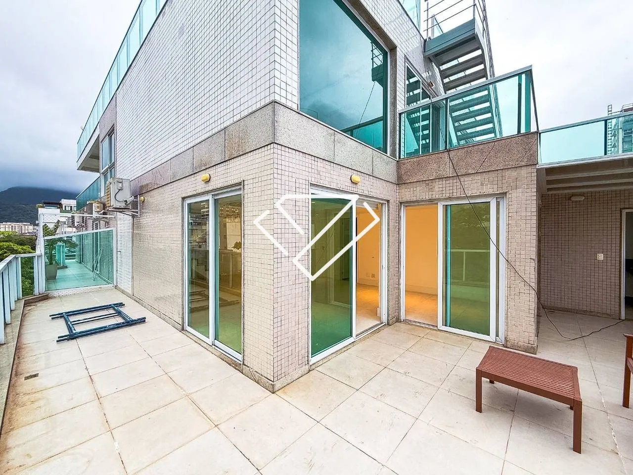 Water view in a 3-bedroom apartment, 660 m² — photo 24