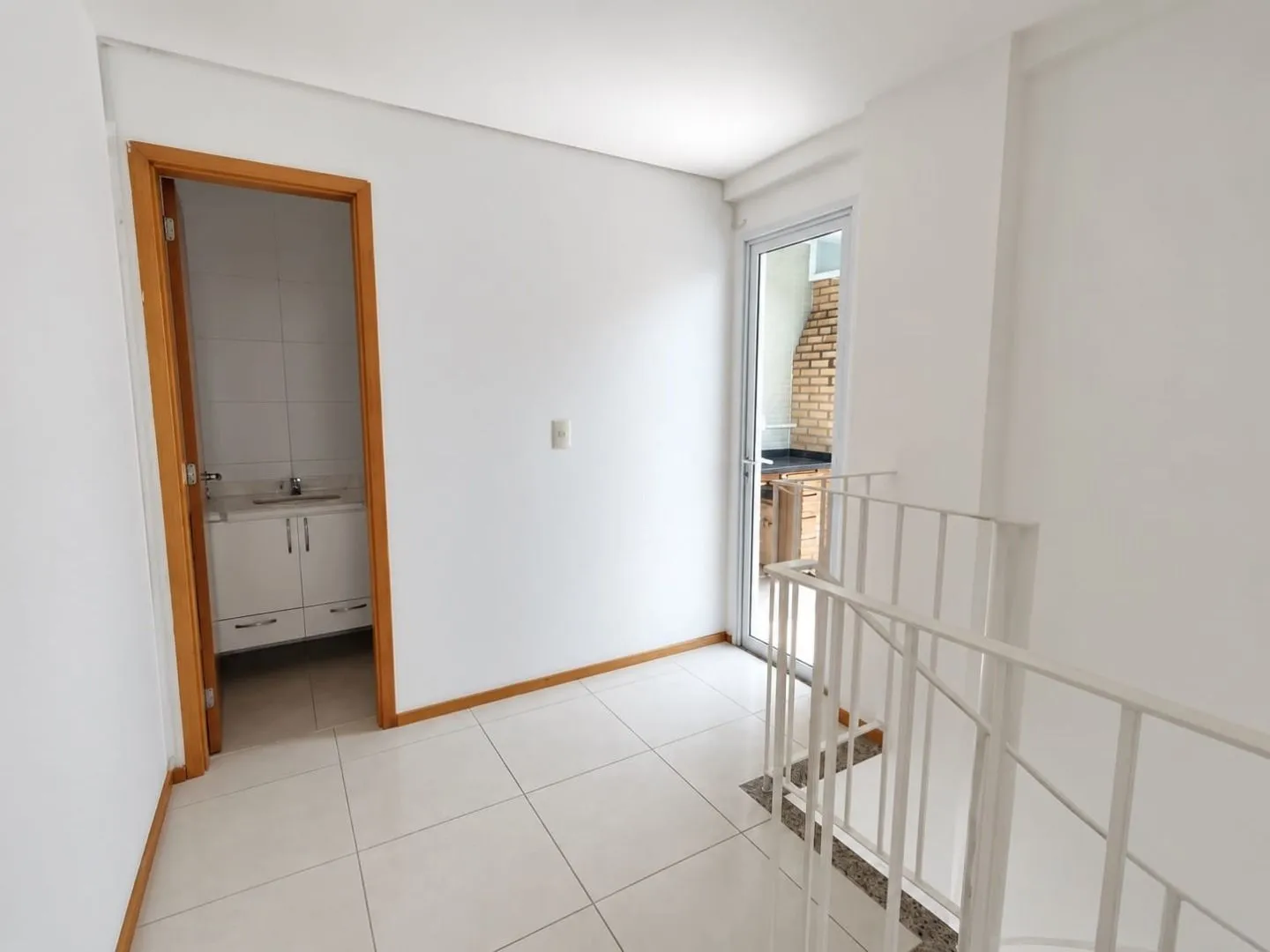 2-bedroom apartment in a building with a sauna — photo 27