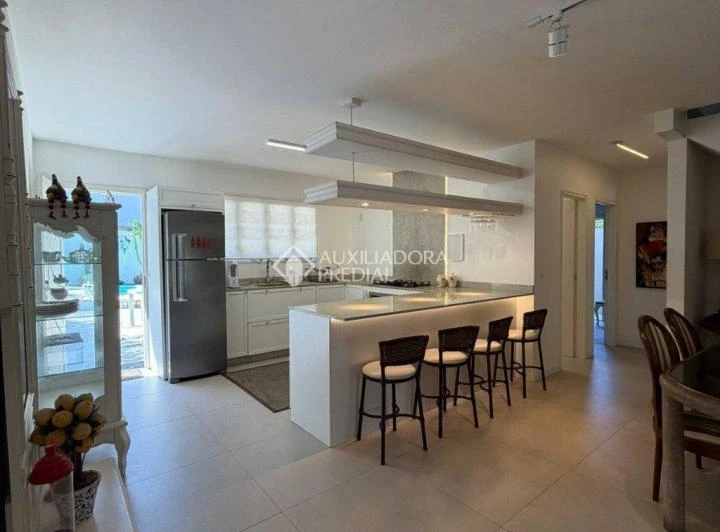 Casa mobiliada 400 m² com cozinha aberta e fogão a gás — photo 3