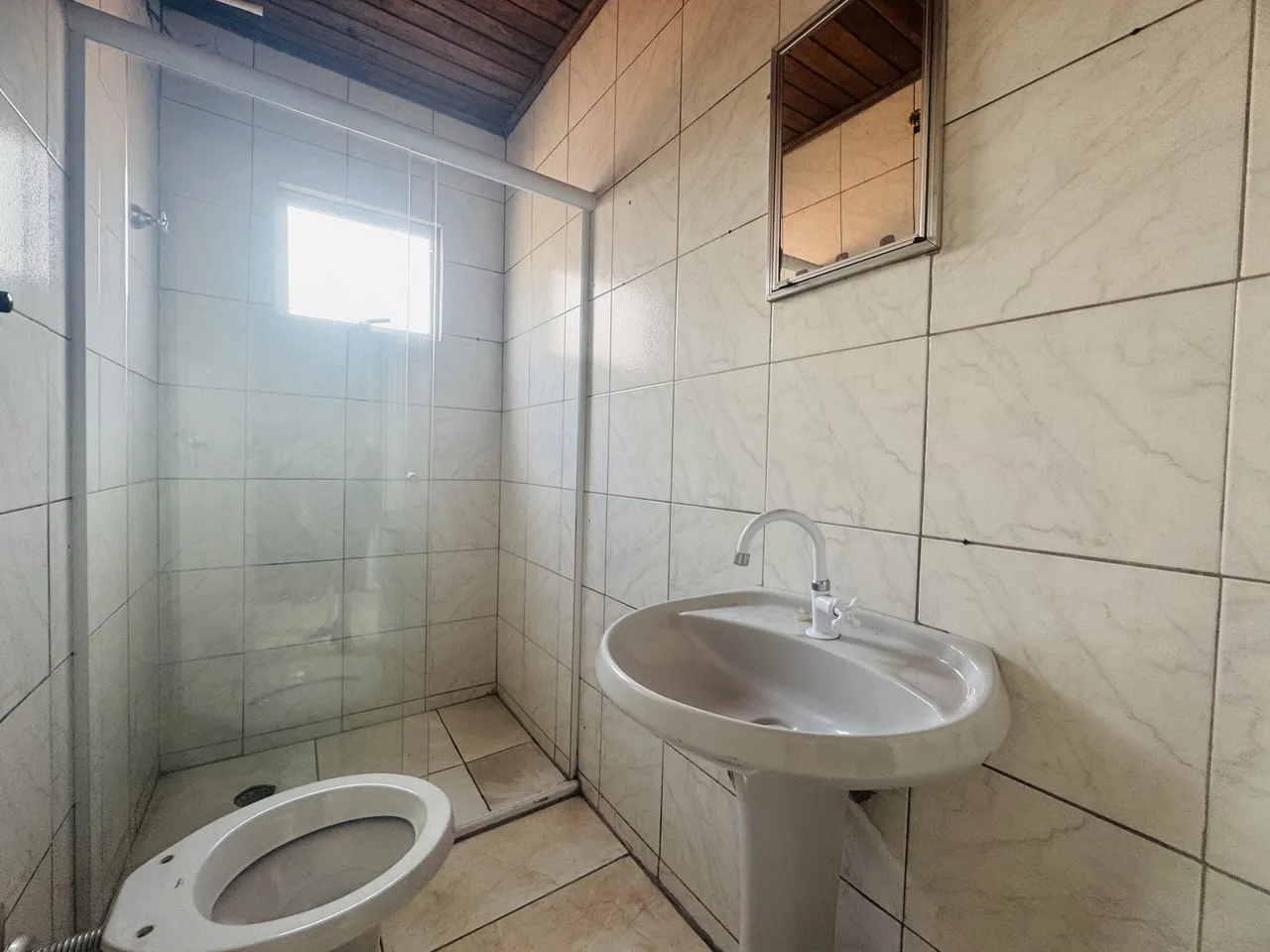 Rental house with 2 bedrooms and a balcony — photo 5