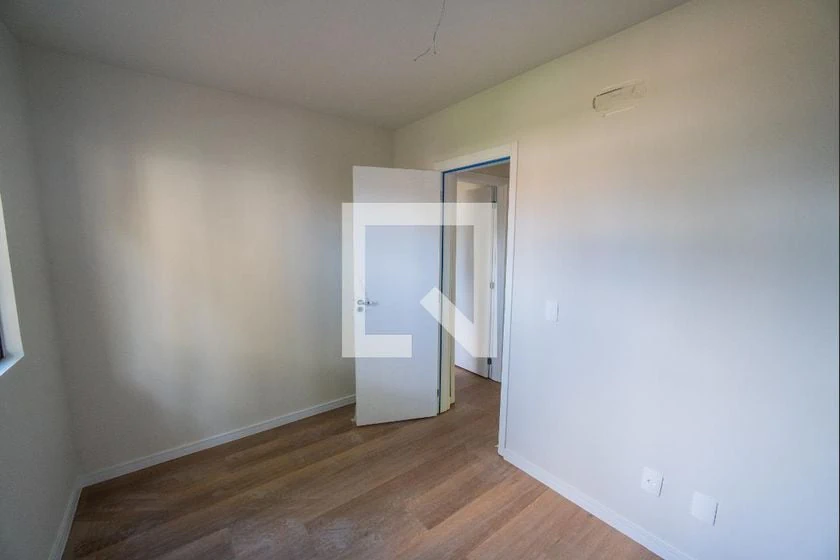 3-bedroom apartment with a grill on the balcony in Curitiba — photo 29