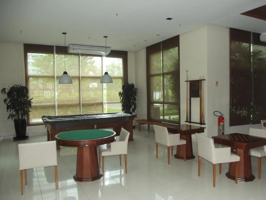 Furnished apartment with 3 bedrooms and 4 bathrooms — photo 47