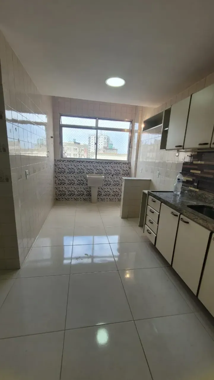 Apartment with 3 bedrooms and 3 bathrooms, city view — photo 5