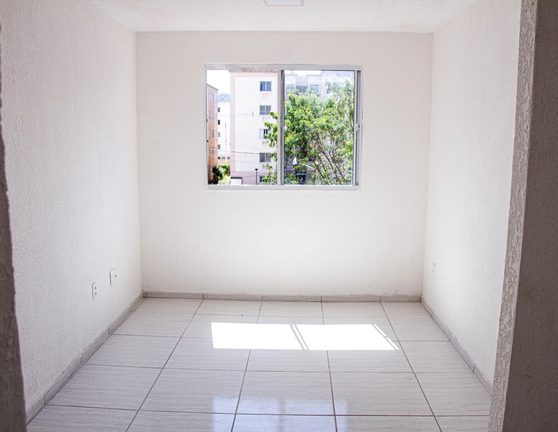 Unfurnished apartment with 2 bedrooms and 1 parking — photo 17