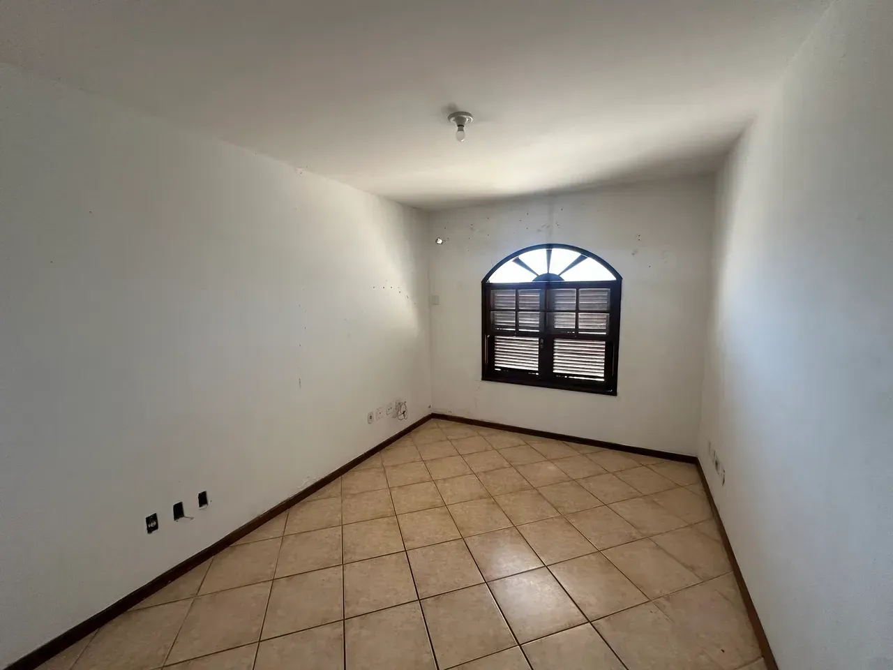 Apartamento sem mobília com 2 quartos e 3 banheiros — photo 13