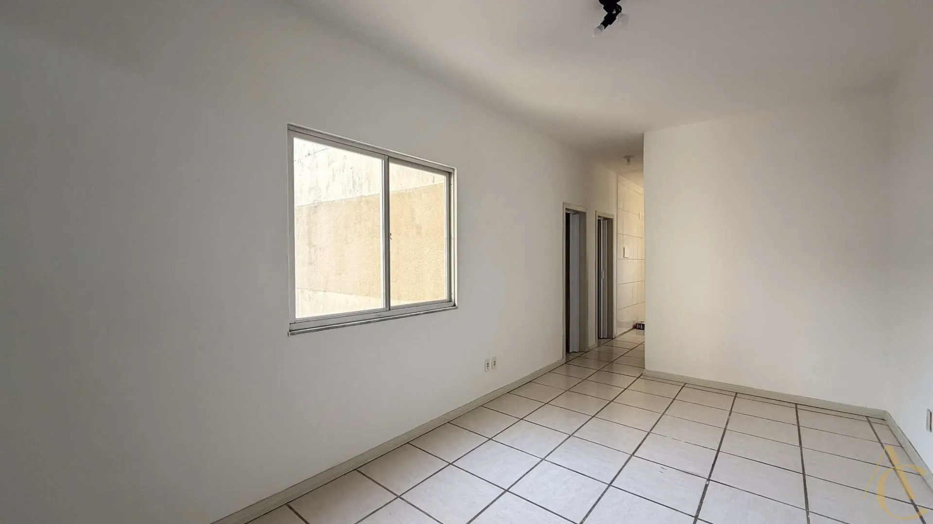 2-bedroom apartment with 1 bath and 50 m² — photo 3