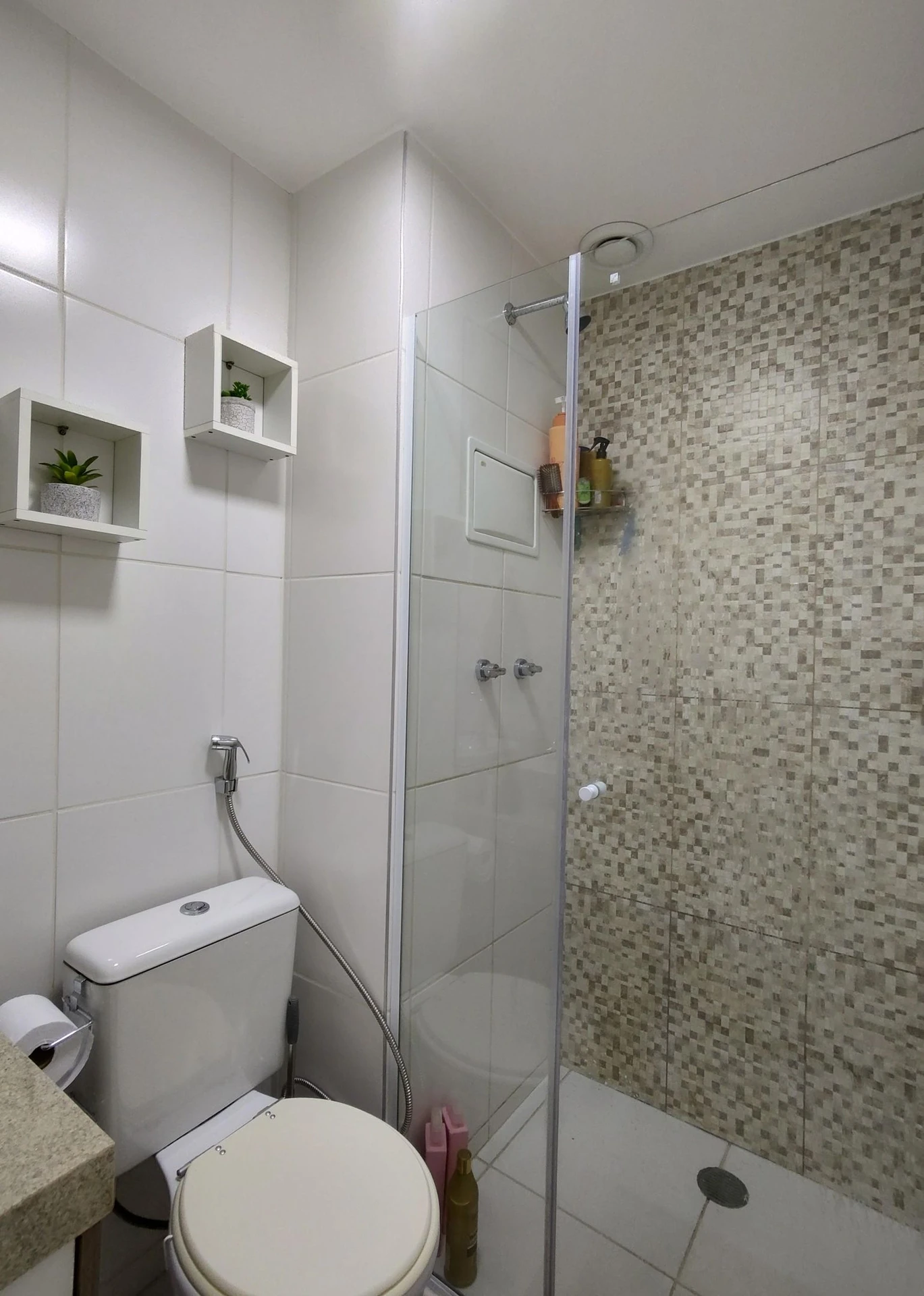 2-bedroom apartment in a building with a sauna — photo 69