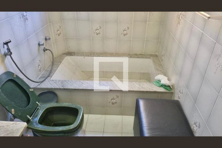 Casa de 300 m² com 4 quartos e 2 vagas — photo 38
