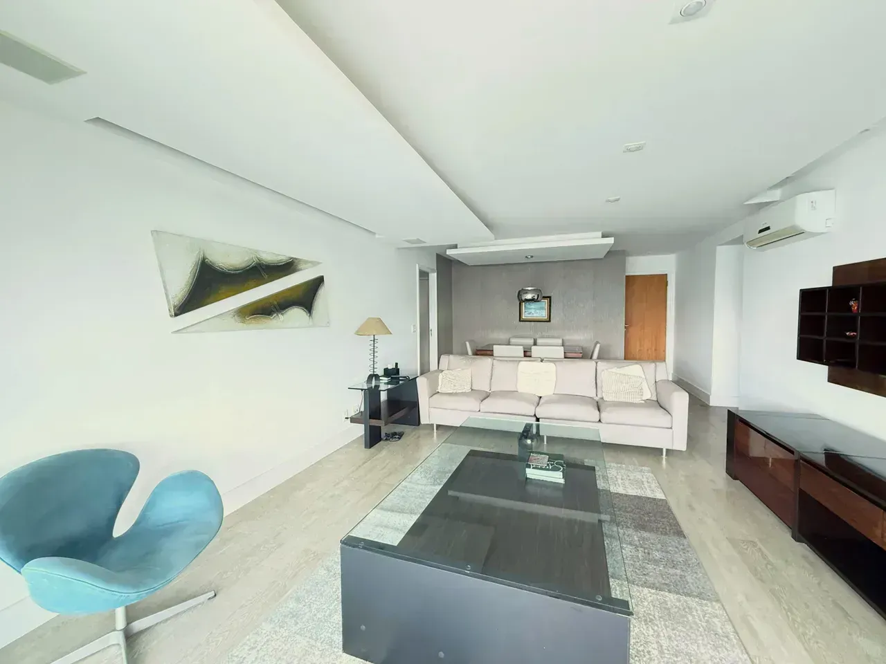 Rental apartment with 4 bedrooms and 157 m² — photo 4