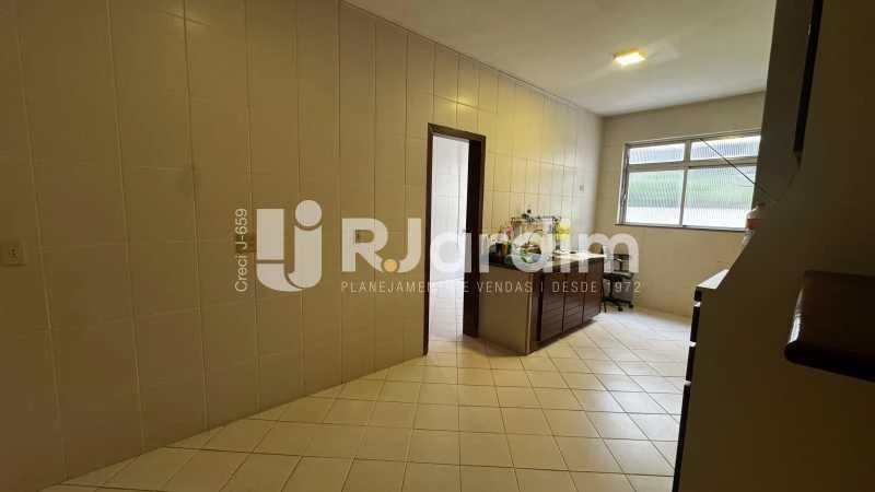 Apartamento de 240 m² com 3 quartos e vista marcante — photo 5