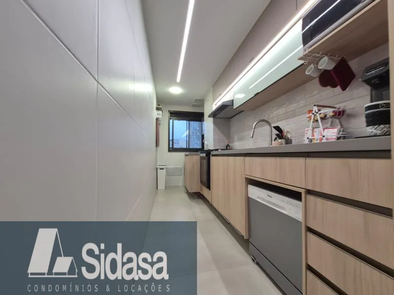 98 m² apartment with a dishwasher and a home office — photo 3