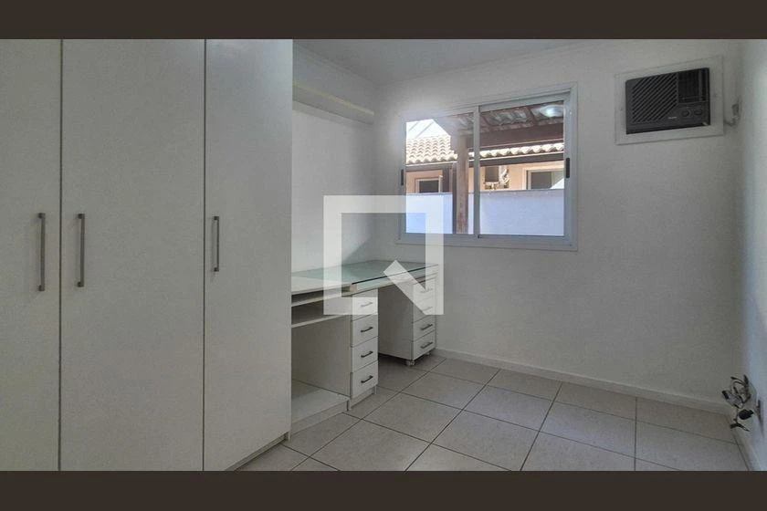 Casa en alquiler con 4 dormitorios y balcón — photo 3