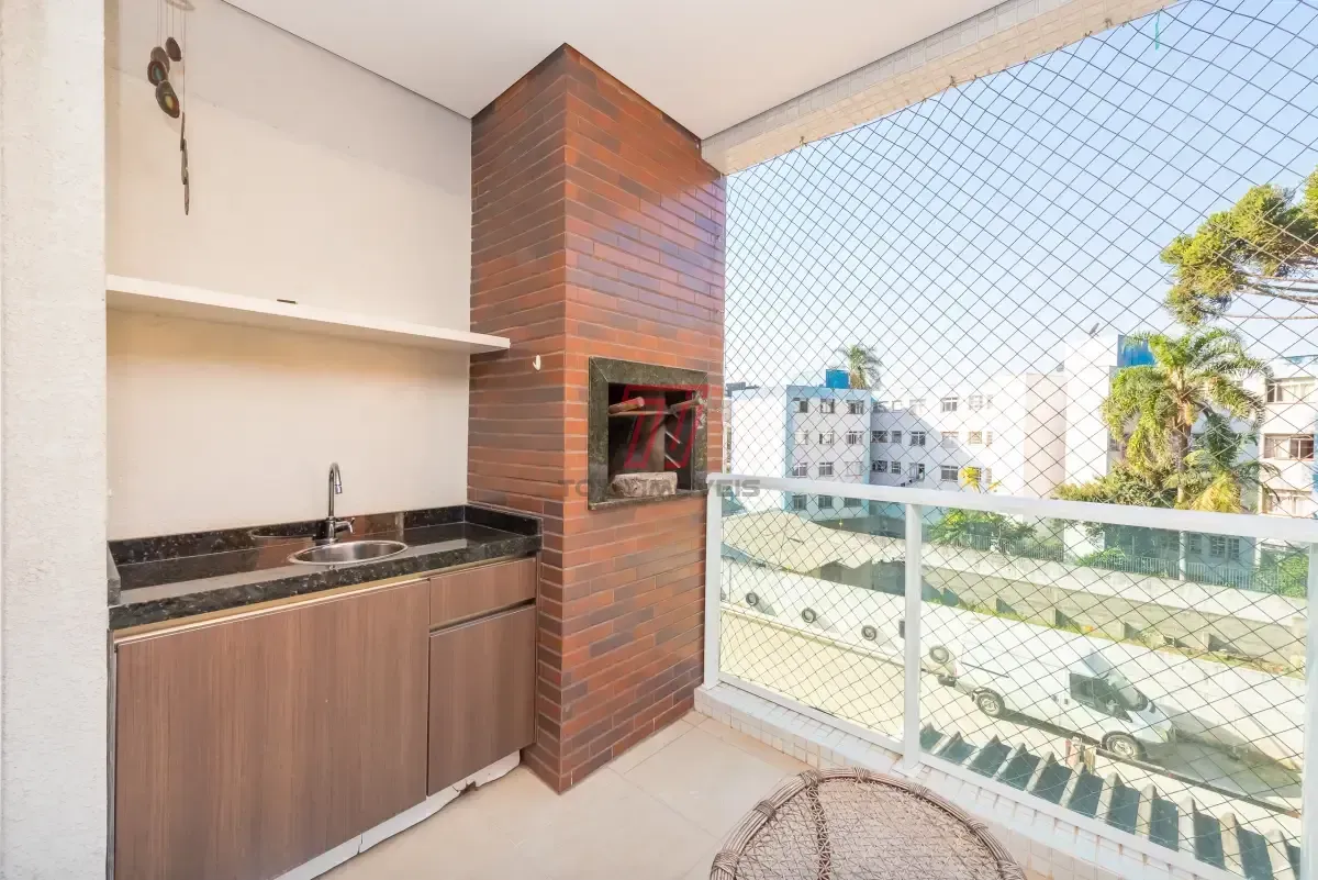 3-bedroom apartment with 197 m², 2 parking spots and balcony — photo 11