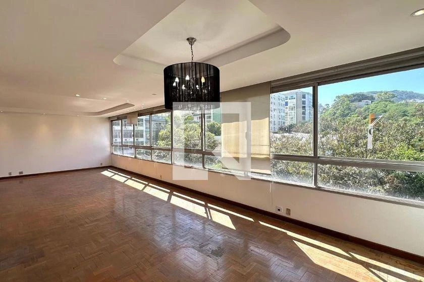Rental apartment with 3 bedrooms and 190 m² — photo 11