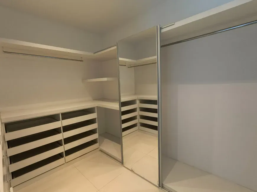 Furnished penthouse apartment with 2 bedrooms — photo 3
