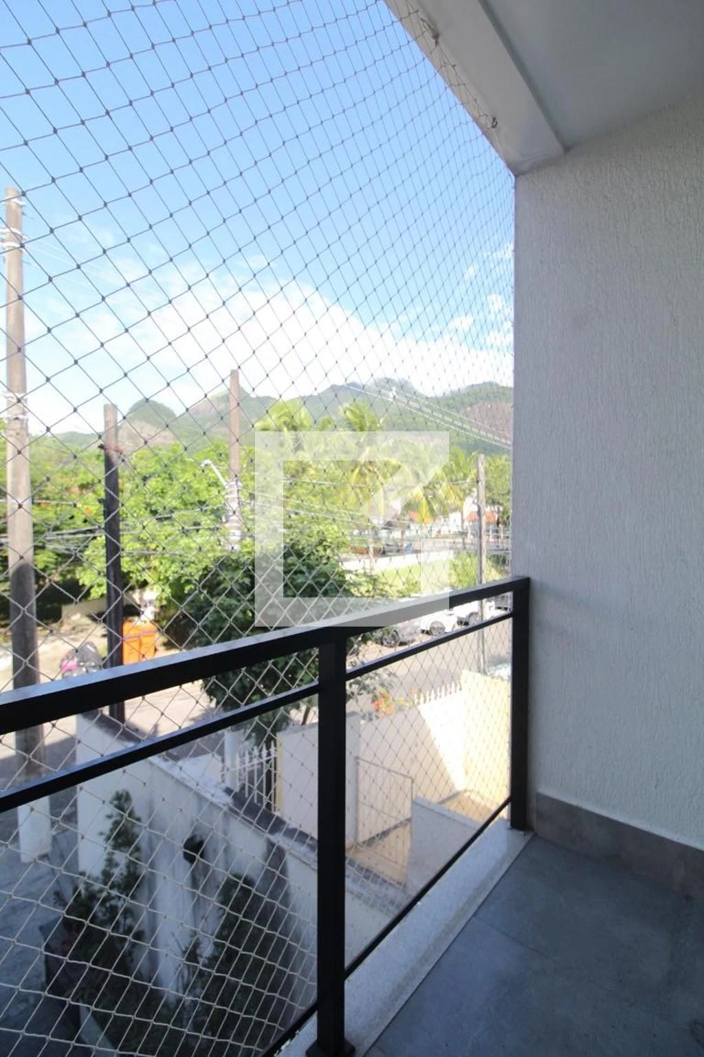 Furnished house with 4 en-suite bedrooms and private garden — photo 46