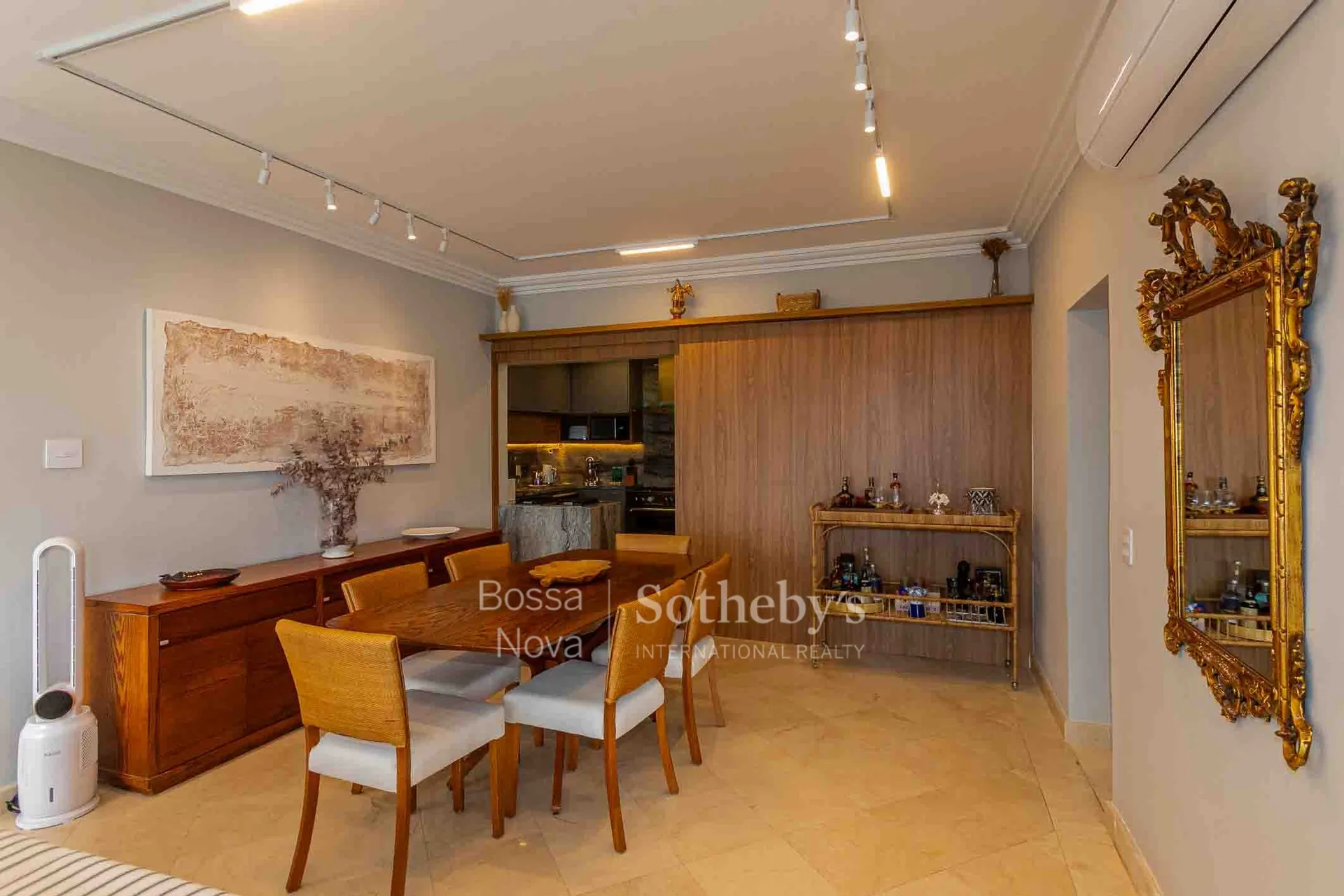 Furnished apartment, 155 m², with a dishwasher — photo 13