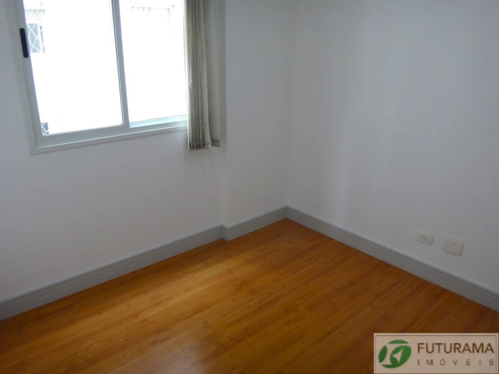Apartment, 123 m², with wood or laminate floors — photo 18