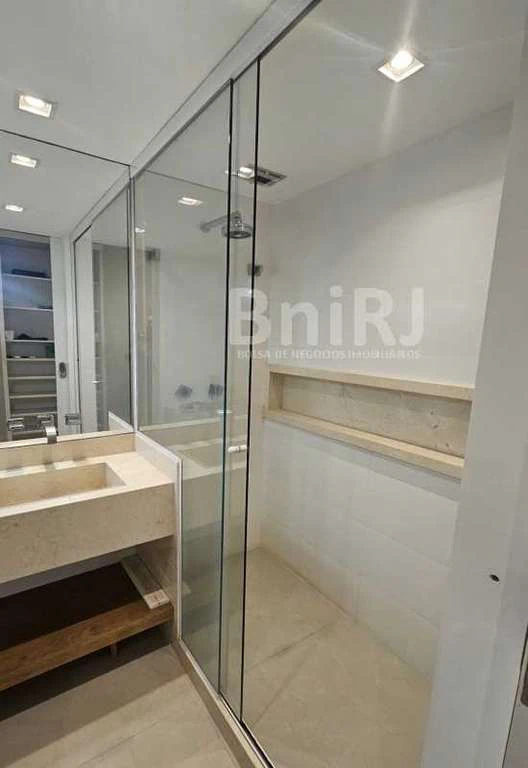 4-bedroom apartment 156 m² with 2 parking spots — photo 8