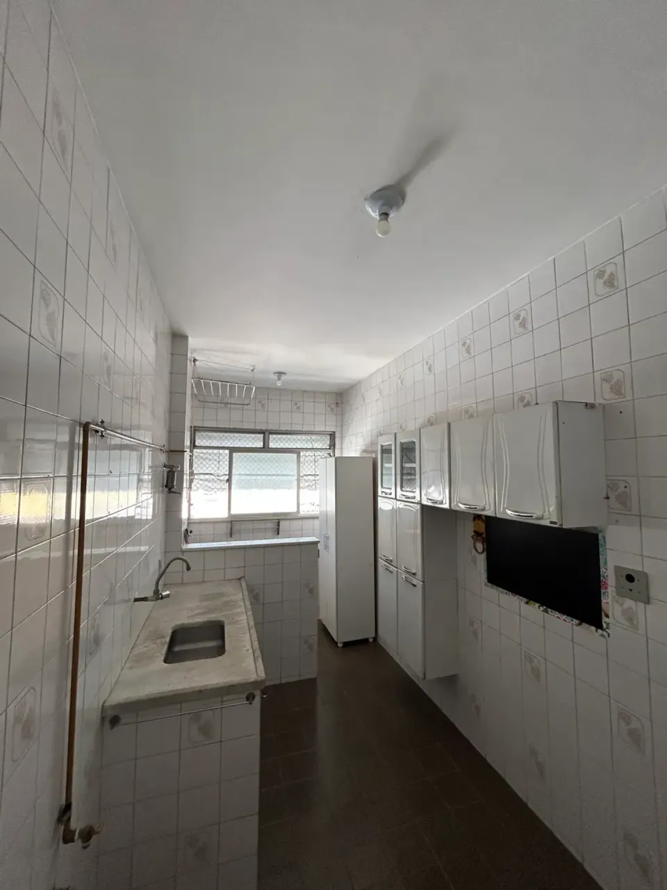 2-bedroom apartment with tile flooring — photo 2
