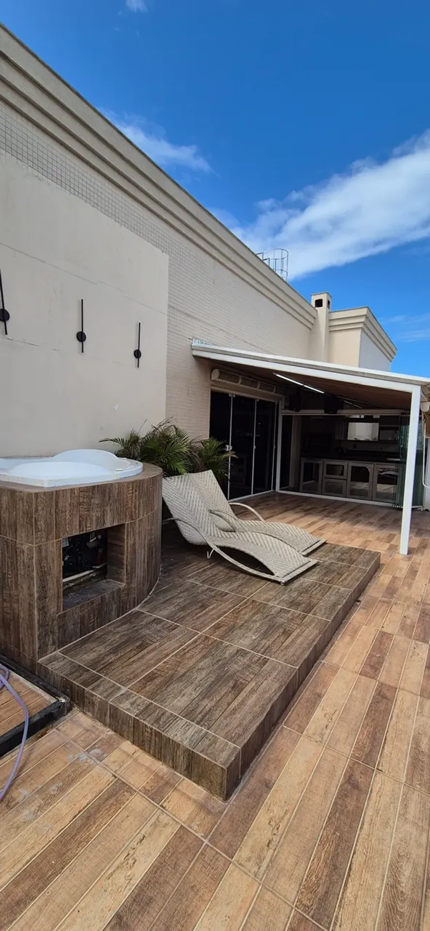Duplex penthouse with 3 suites and 360 m², enclosed kitchen — photo 43
