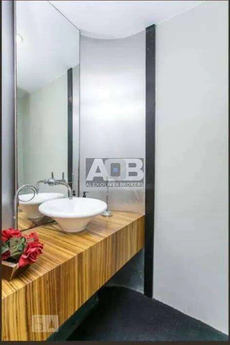 200 m² apartment with 3 en-suite bedrooms and 5 baths — photo 11
