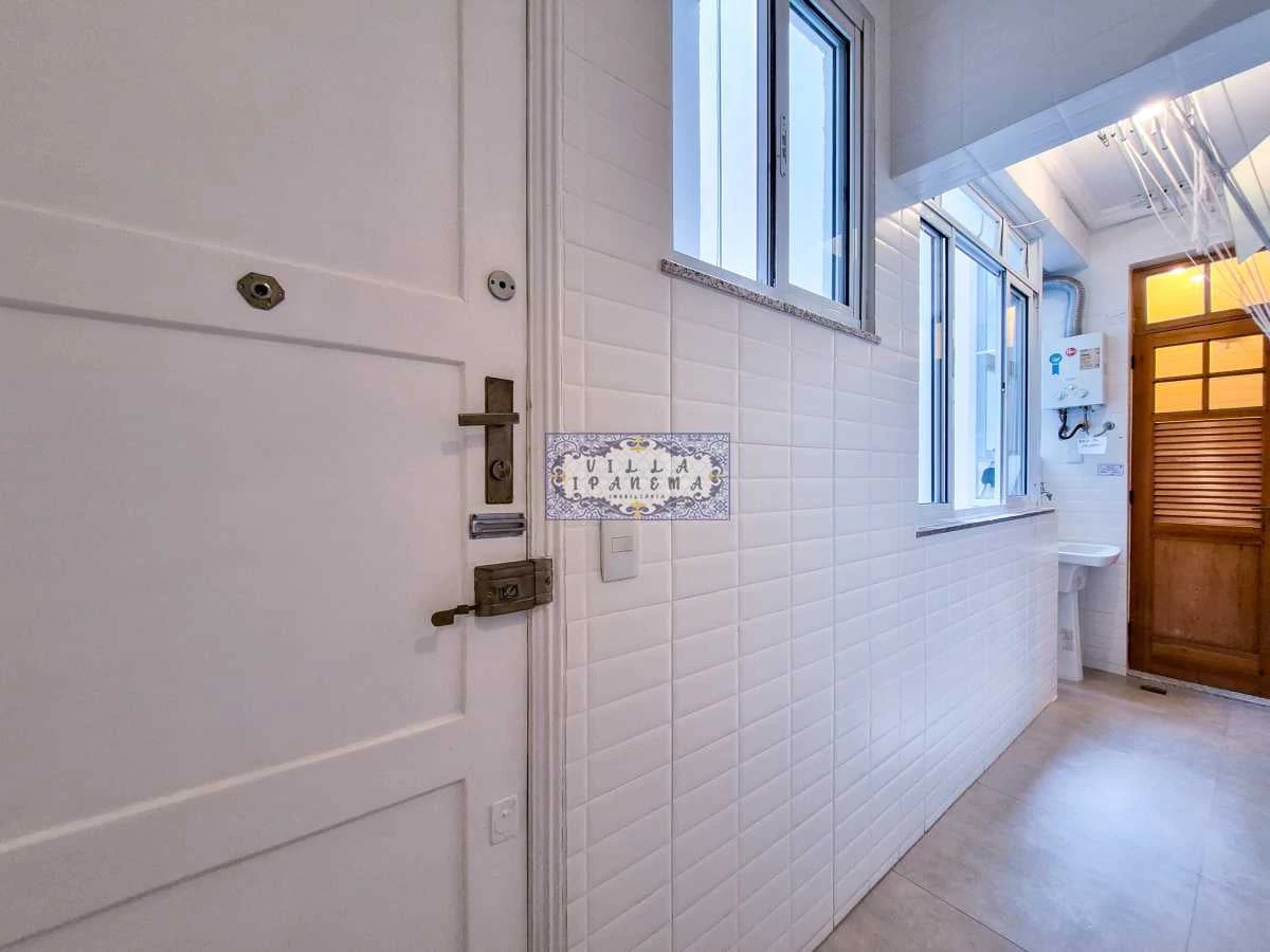 Деревянный пол или ламинат и 2 спальни: квартира 80 м² — photo 27