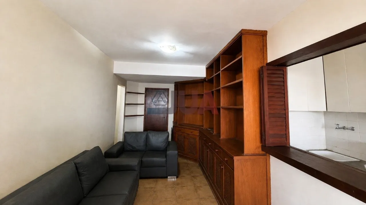 1-bedroom apartment with separate kitchen and 1 parking spot — photo 4