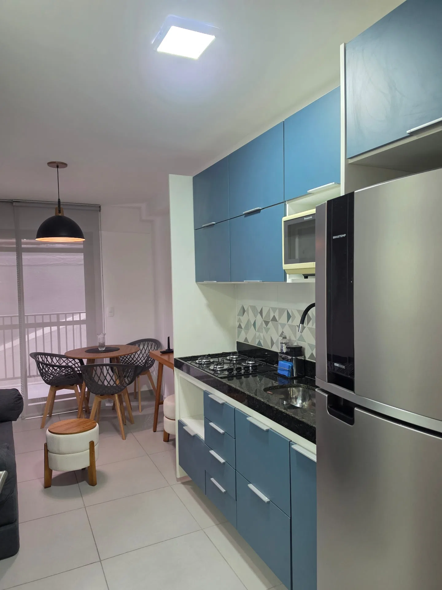 Apartamento mobiliado de 1 quarto em condomínio com academia — photo 2