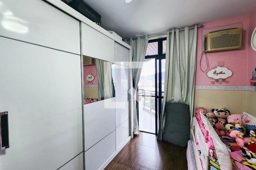 Furnished 100 m² apartment with 2 bedrooms and balcony — photo 38
