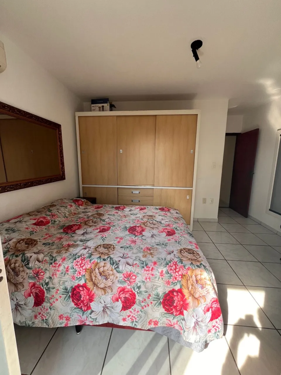 Furnished 2-bedroom apartment with 2 bathrooms — photo 4