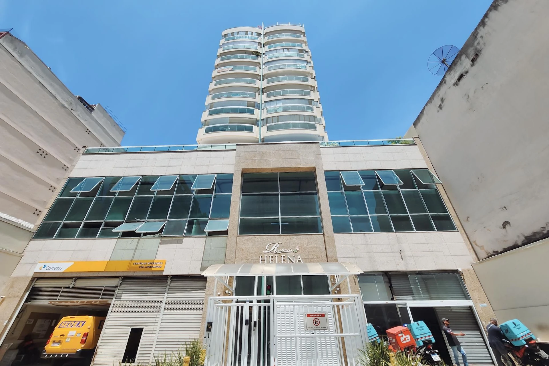 3-bedroom apartment with an ensuite suite and 2 parking — photo 61