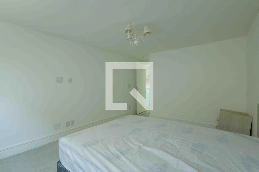 6-bedroom house with 470 m² and 7 parking spaces — photo 26