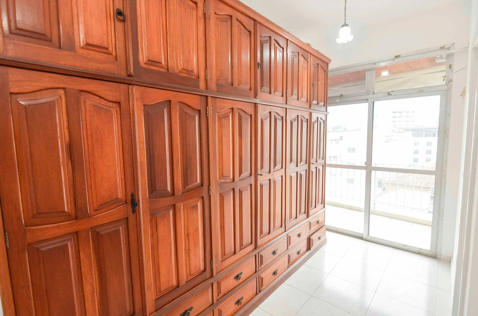2-bedroom apartment with a home office in Rio de Janeiro — photo 8