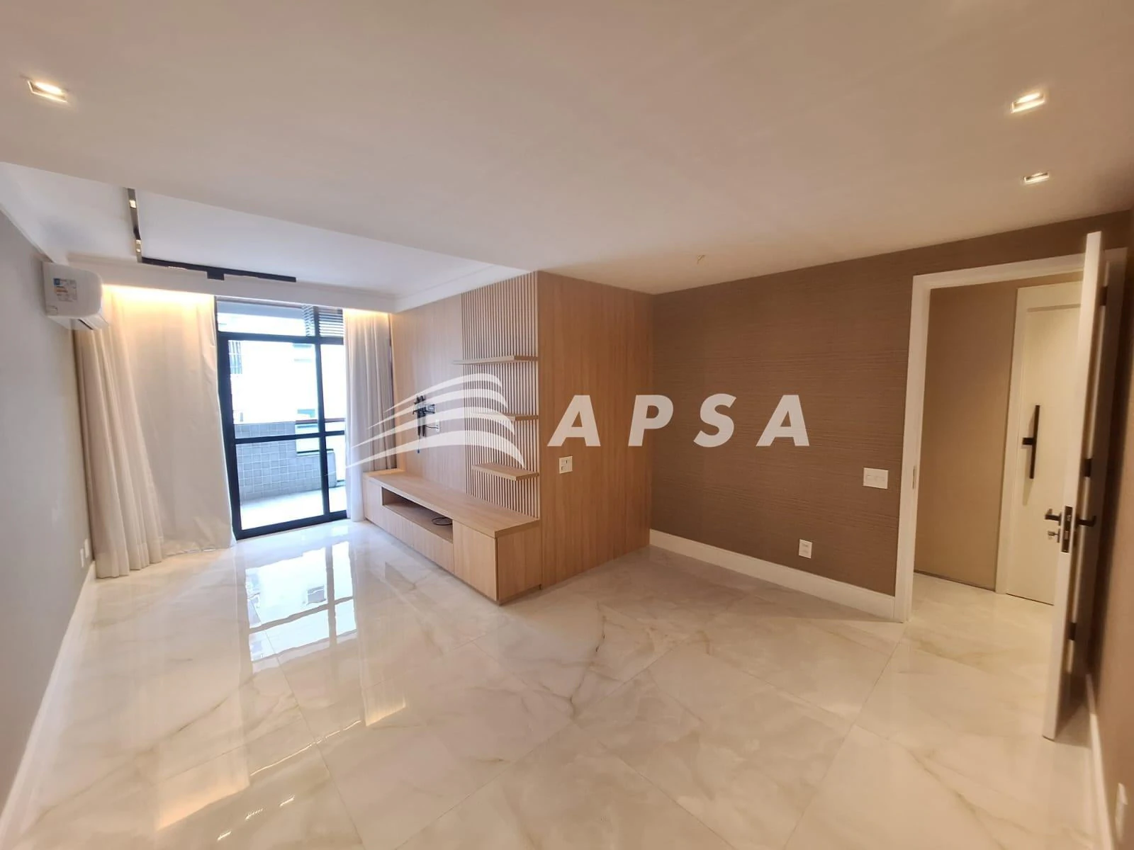 Apartamento de 2 quartos com varanda e 79 m² — photo 4