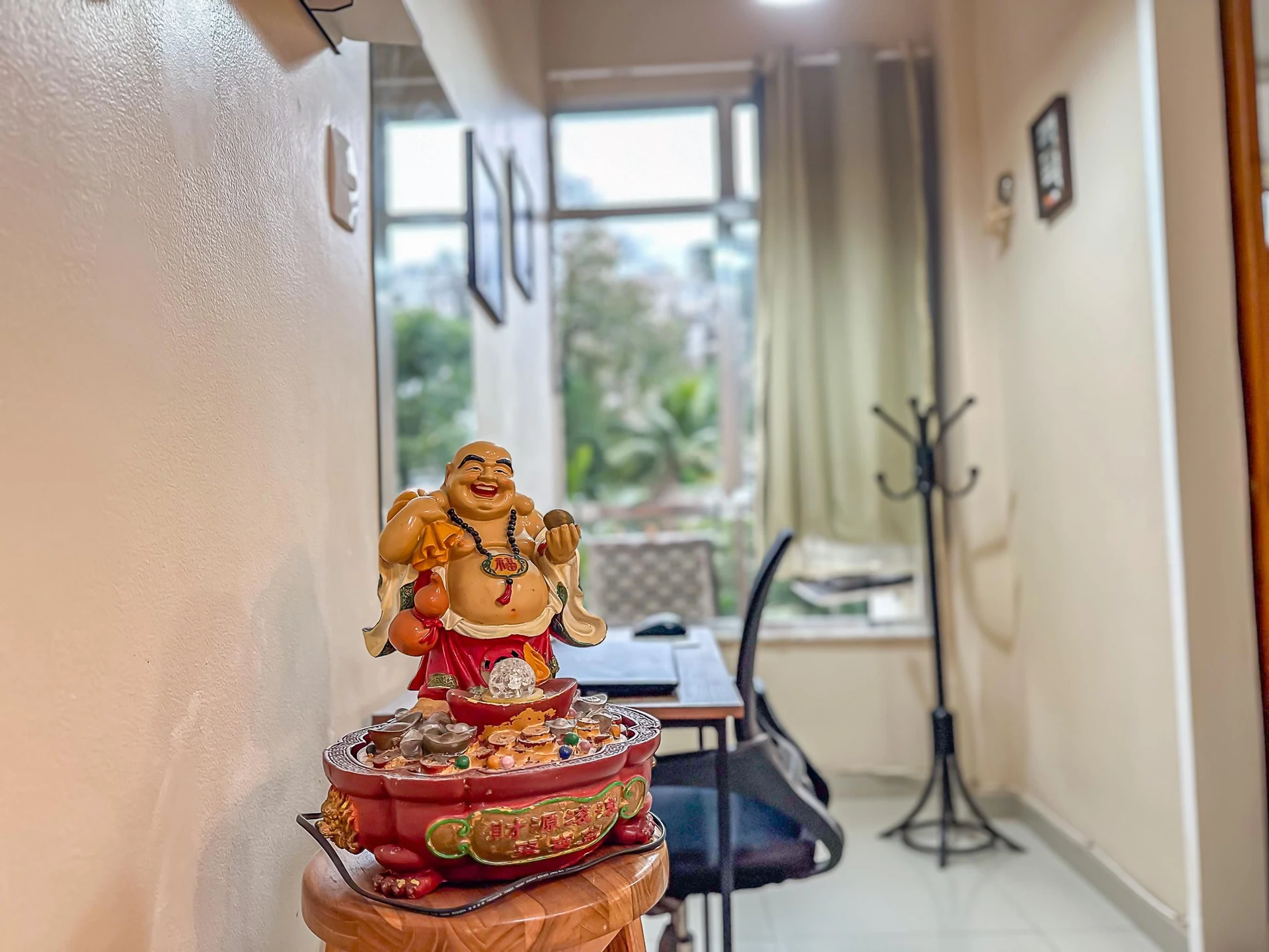 Furnished 1-bedroom apartment with a closed kitchen — photo 8