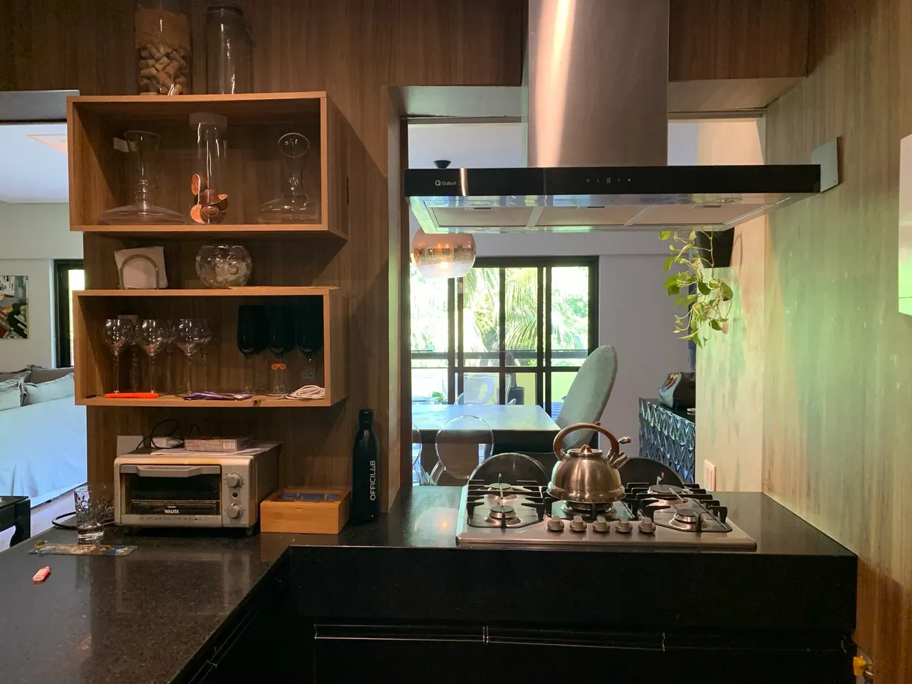 Furnished apartment with open-plan kitchen and 4 bedrooms — photo 13