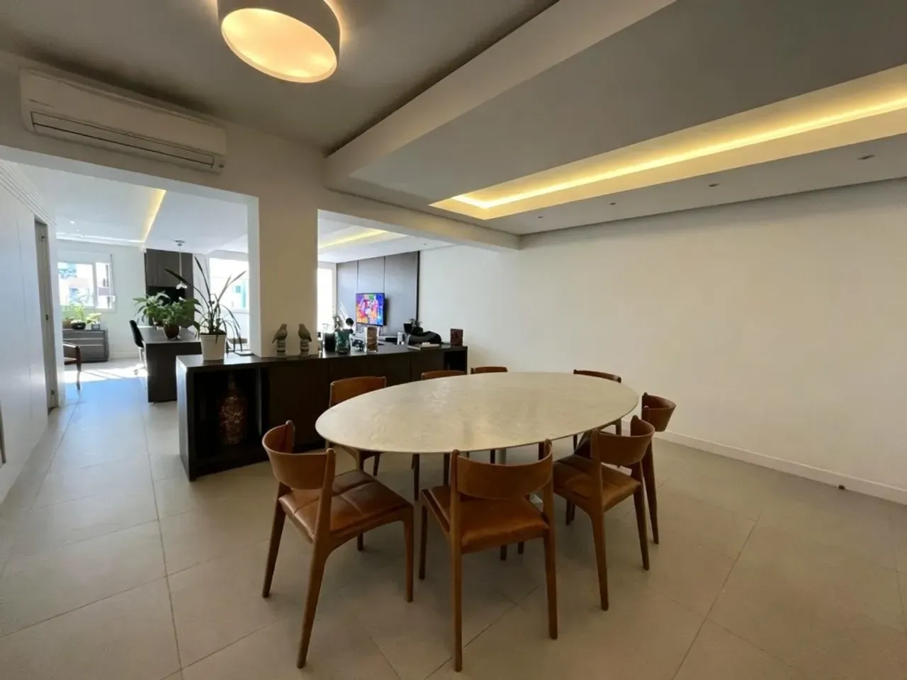 175 m² apartment with 3 bedrooms and en-suite — photo 2