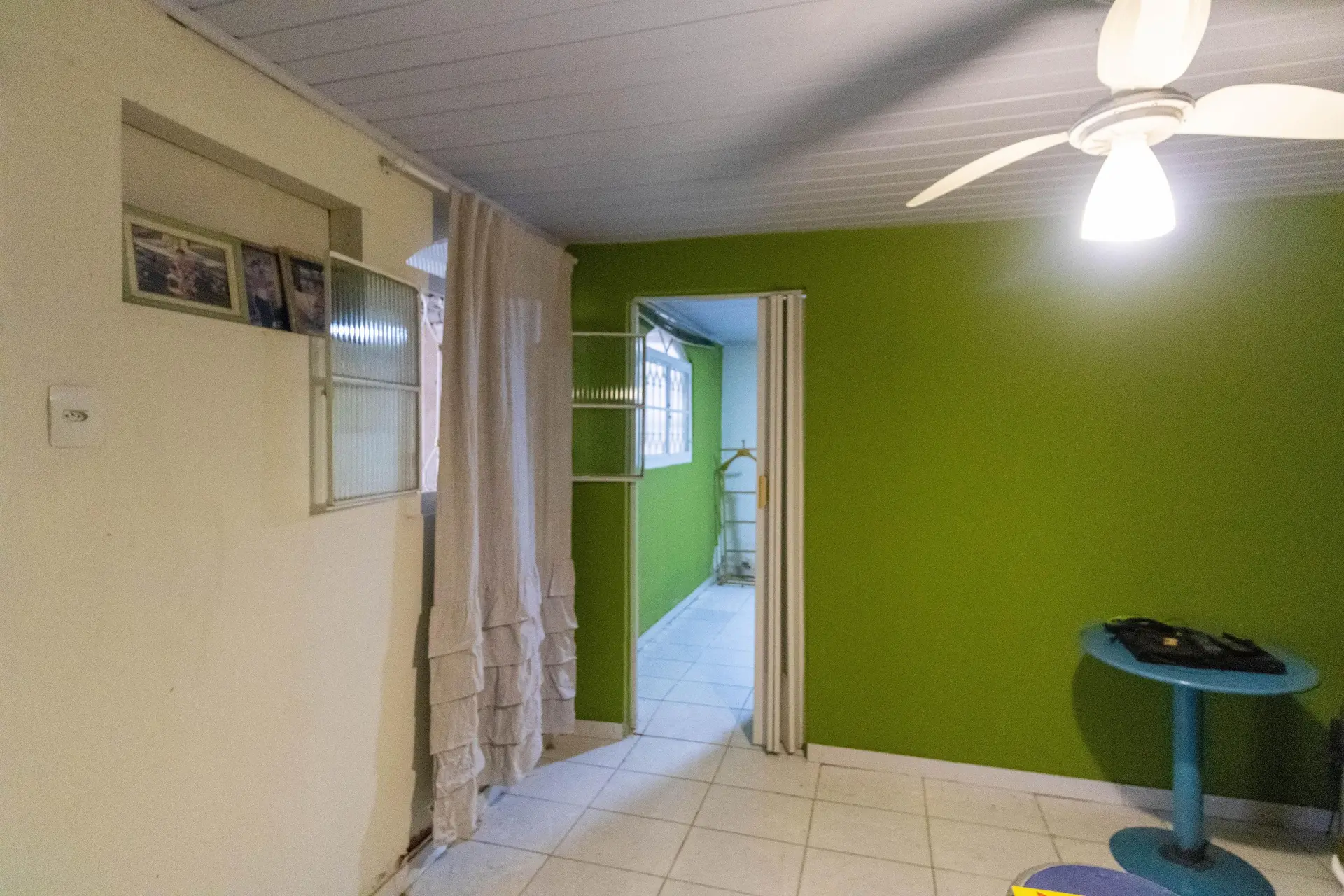 Casa amueblada con 6 dormitorios, 3 baños y jardín propio — photo 26
