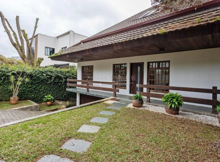 Casa de 4 dormitorios con 3 suites y 970 m² — photo 8