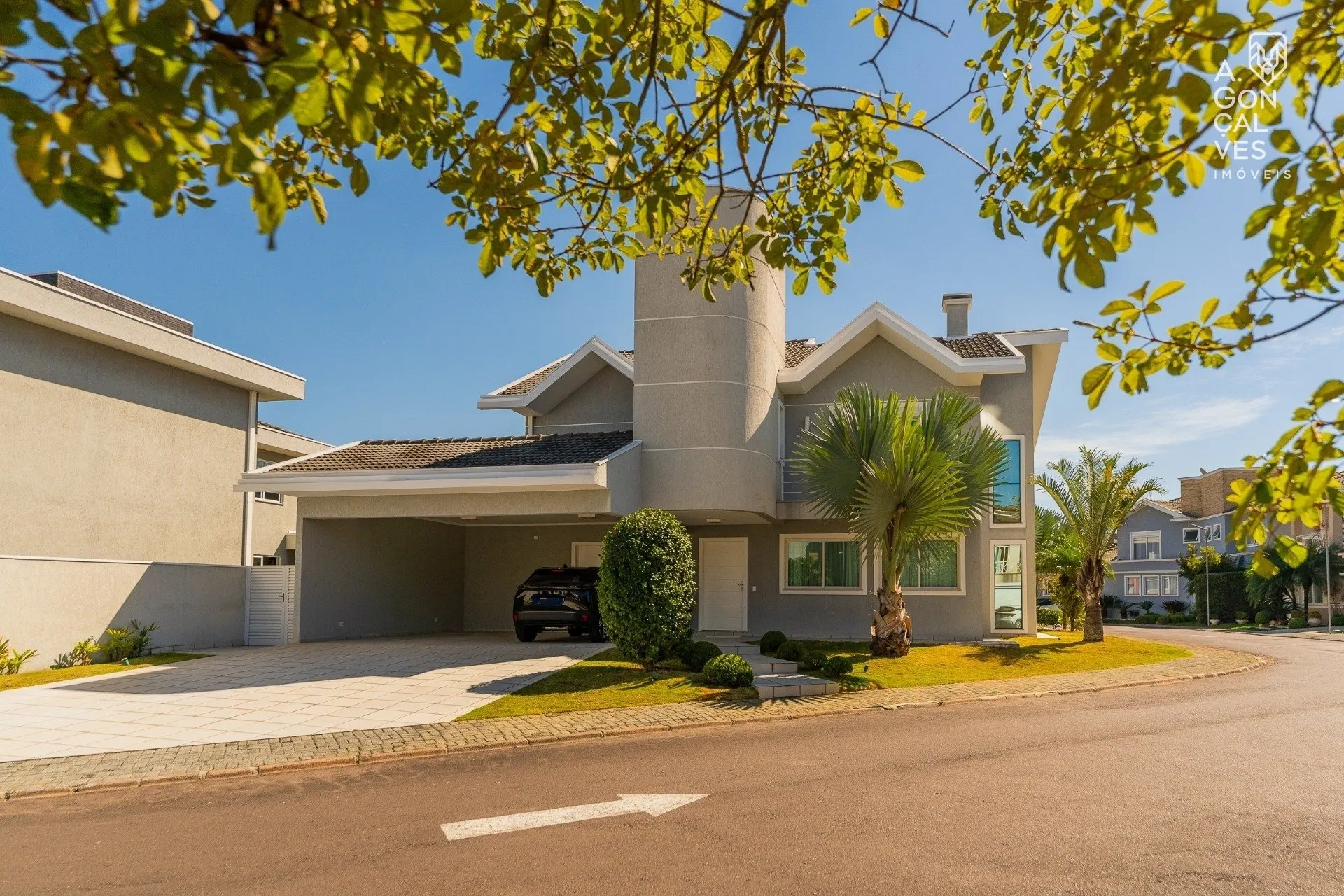 Furnished house with 3 bedrooms and 5 bathrooms — photo 33