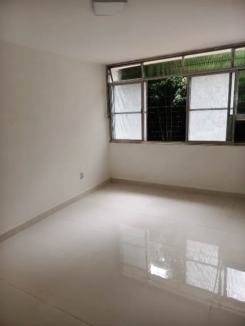 1-bedroom apartment with 1 parking space and 1 bath